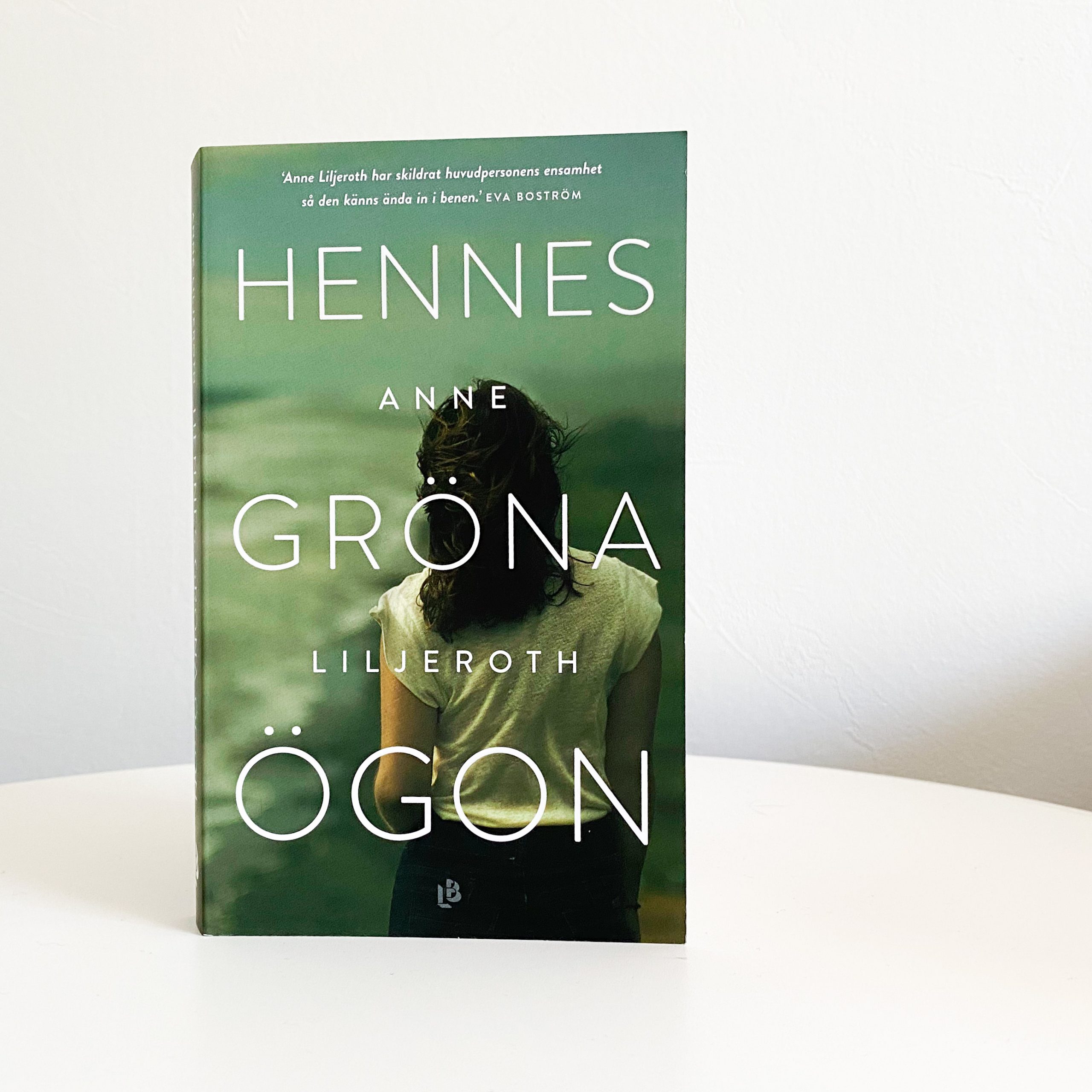 hennes gröna ögon omslag