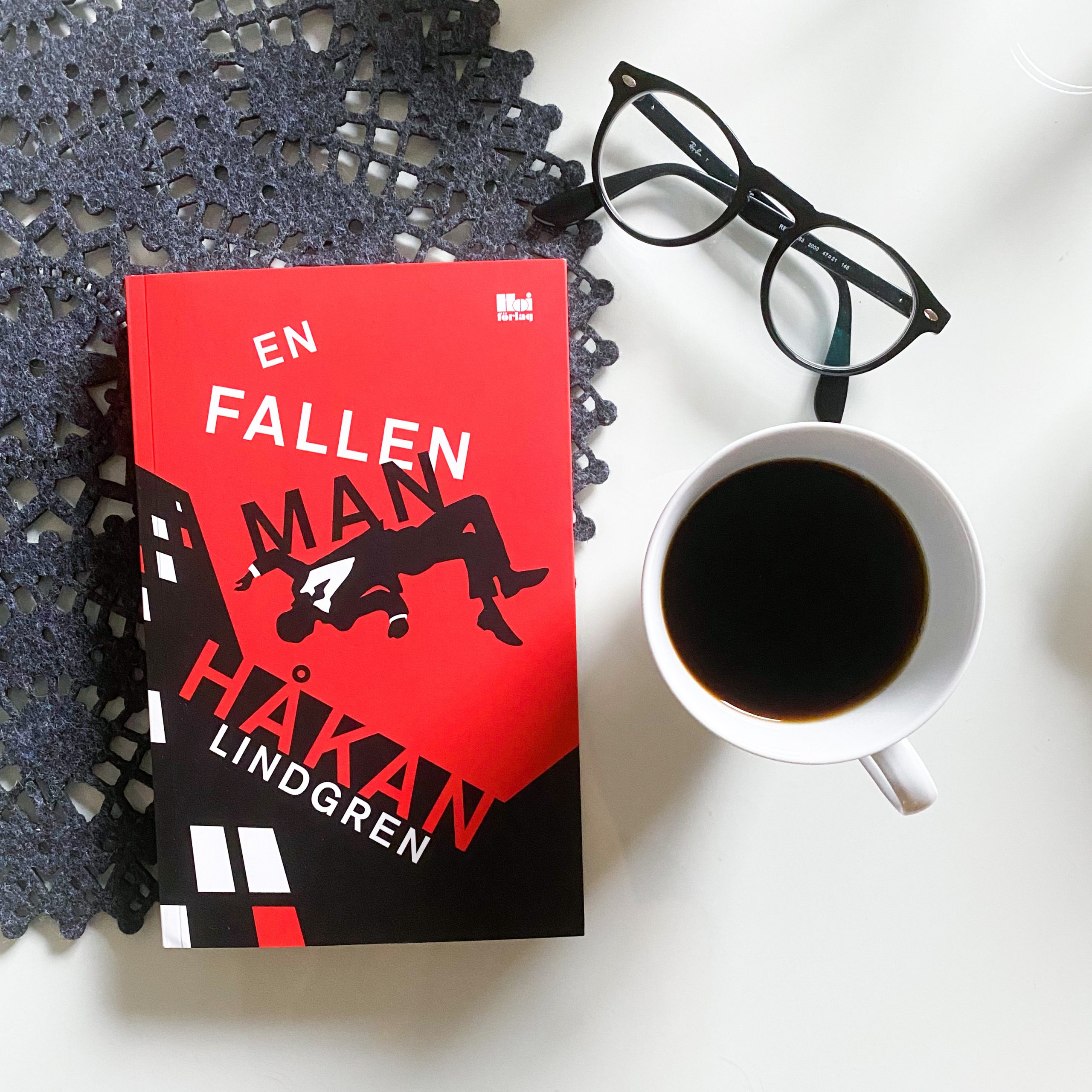 en fallen man omslag